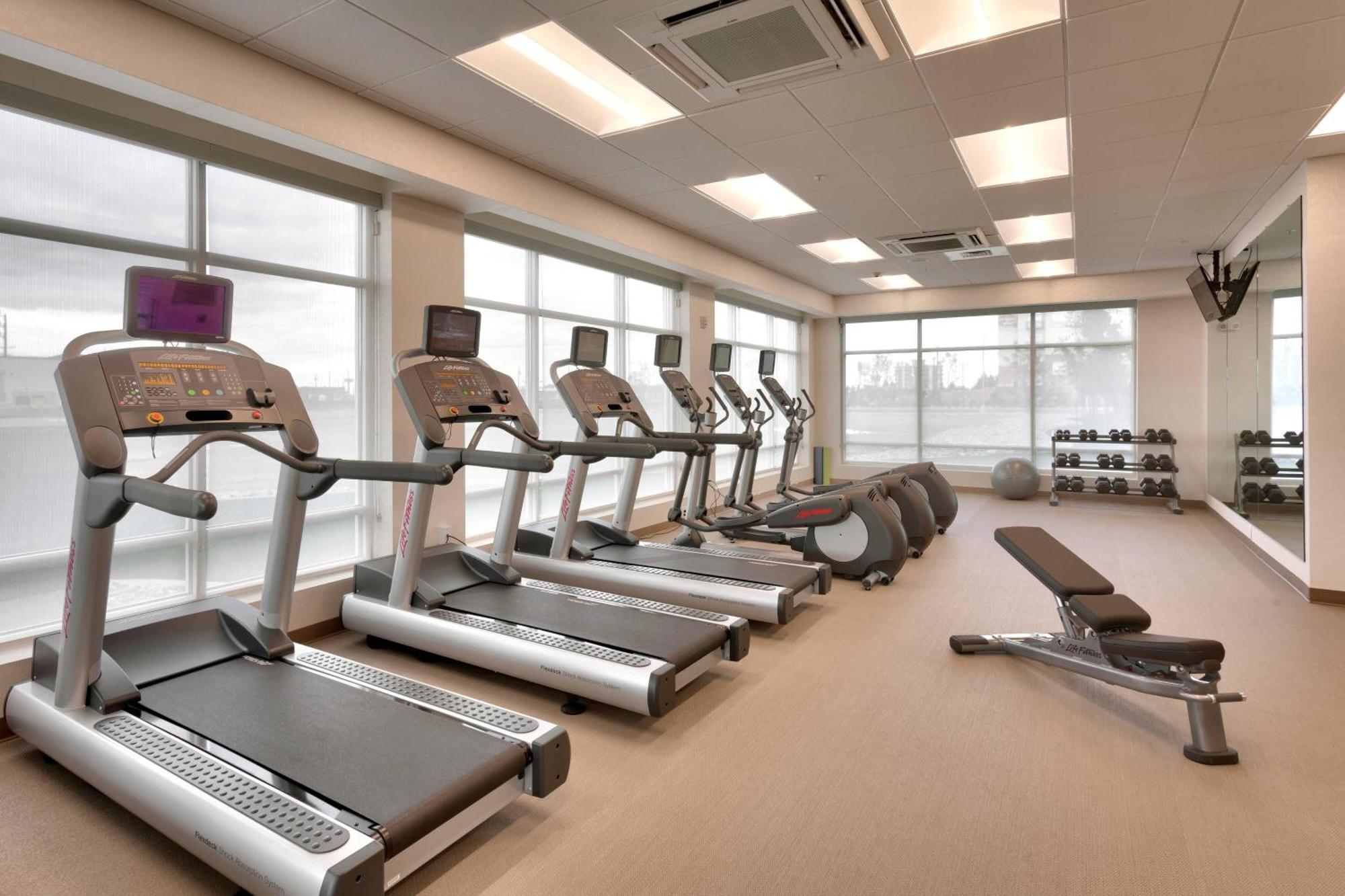 Springhill Suites By Marriott Idaho Falls Bagian luar foto
