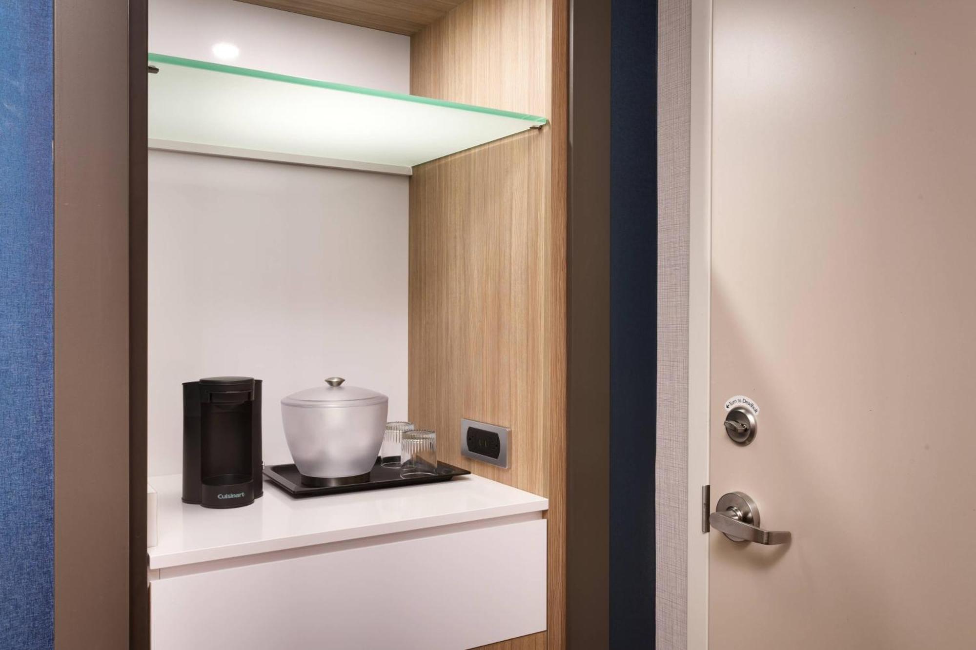 Springhill Suites By Marriott Idaho Falls Bagian luar foto